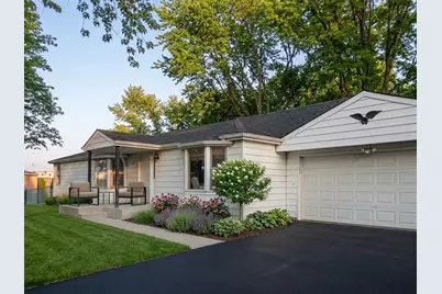 20901 N Catalpa Street, Deerfield, IL 60015 - Photo 1