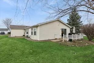 1810 Paddock Ct, Grayslake, IL 60030 - Photo 21