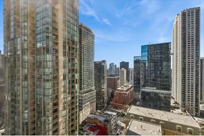 30 E Huron Street #2204, Chicago, IL 60611 - Photo 21