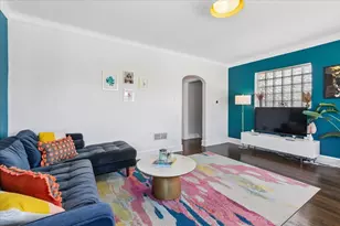 753 Newcastle Ave, Westchester, IL 60154 - Photo 3