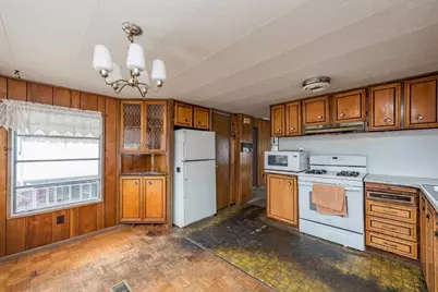 38285 N Sheridan Road #126, Beach Park, IL 60087 - Photo 7