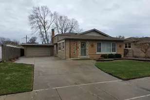 5425 W 99th St, Oak Lawn, IL 60453 - Photo 1