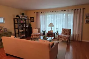 5425 W 99th St, Oak Lawn, IL 60453 - Photo 3