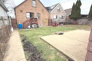 3534 W 72nd St, Chicago, IL 60629 - Photo 23