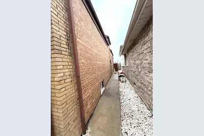 3534 W 72nd Street, Chicago, IL 60629 - Photo 19