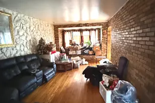 3534 W 72nd St, Chicago, IL 60629 - Photo 3