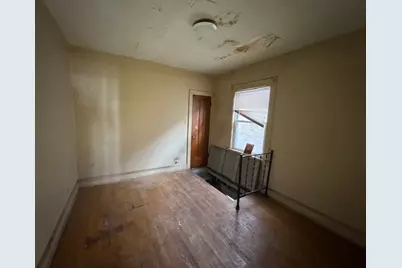 3053 N Kenneth Avenue, Chicago, IL 60641 - Photo 7