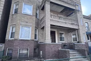 1235 W Foster Ave, Chicago, IL 60640 - Photo 1