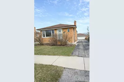 9225 Massasoit Avenue, Oak Lawn, IL 60453 - Photo 1