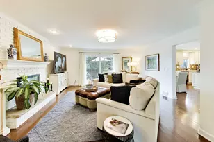 860 S Carriageway Ln, Palatine, IL 60067 - Photo 15