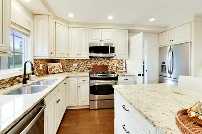 860 S Carriageway Lane, Palatine, IL 60067 - Photo 11