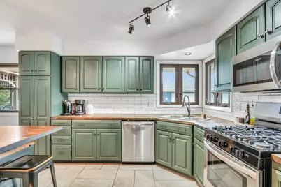 535 Thompson Avenue, Winthrop Harbor, IL 60096 - Photo 13