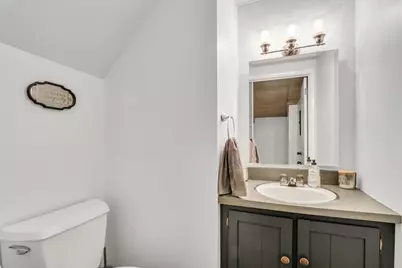 535 Thompson Avenue, Winthrop Harbor, IL 60096 - Photo 29