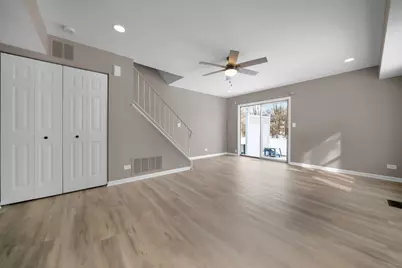 2646 Country Oaks Court, Aurora, IL 60502 - Photo 3