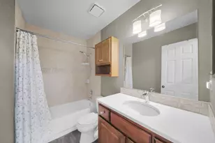 2646 Country Oaks Ct, Aurora, IL 60502 - Photo 19