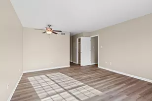 3490 Willowview Ct, Aurora, IL 60504 - Photo 11