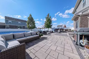 2102 Knightsbridge Ln, New Lenox, IL 60451 - Photo 21