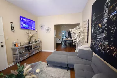 5444 W Walton Avenue, Chicago, IL 60651 - Photo 9