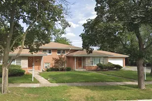 819 Tomawadee Dr, Park Ridge, IL 60068 - Photo 1