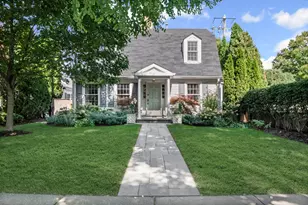 1313 Chancellor St, Evanston, IL 60201 - Photo 3