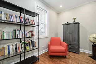 1038 Hayes Ave, Oak Park, IL 60302 - Photo 13