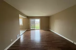 2152 Mallard Ln, Hanover Park, IL 60133 - Photo 5