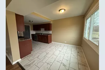 2152 Mallard Lane, Hanover Park, IL 60133 - Photo 7