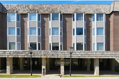 400 Ascot Drive #1E, Park Ridge, IL 60068 - Photo 3