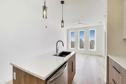 1950 W Lawrence Avenue #202, Chicago, IL 60640 - Photo 7