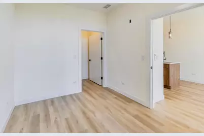 1950 W Lawrence Avenue #202, Chicago, IL 60640 - Photo 15