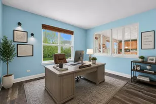 2984 Shamrock Cir, Elgin, IL 60124 - Photo 13