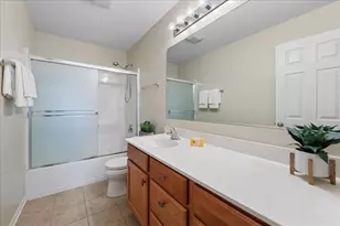 2984 Shamrock Cir, Elgin, IL 60124 - Photo 31
