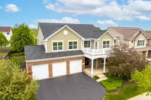 2984 Shamrock Cir, Elgin, IL 60124 - Photo 1