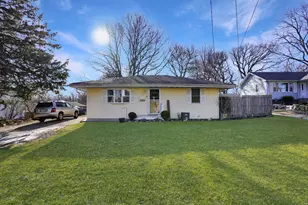 918 N Kankakee St, Wilmington, IL 60481 - Photo 3