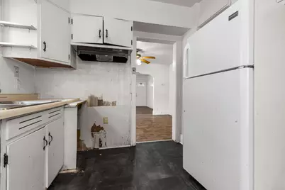 610 S Horace Avenue, Rockford, IL 61102 - Photo 7