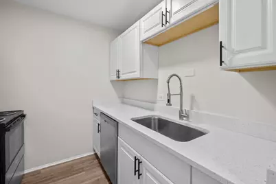 3045 Bernice Road, Lansing, IL 60438 - Photo 3