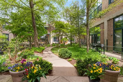 601 Linden Place #121, Evanston, IL 60202 - Photo 21