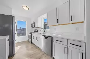 1621 N 73rd Ct, Elmwood Park, IL 60707 - Photo 9