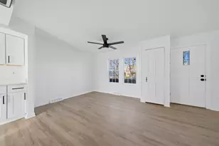 1621 N 73rd Ct, Elmwood Park, IL 60707 - Photo 5