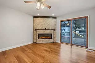 1180 Hialeah Ln, Hanover Park, IL 60133 - Photo 5