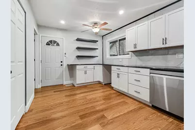 1180 Hialeah Lane, Hanover Park, IL 60133 - Photo 9