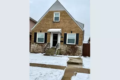 3750 N Pioneer Avenue, Chicago, IL 60634 - Photo 1