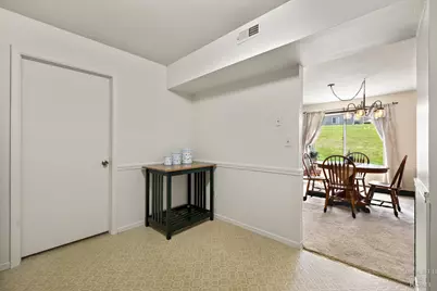 603 Waters Edge Drive #D, McHenry, IL 60050 - Photo 9