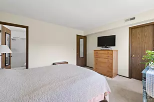 603 Waters Edge Dr, McHenry, IL 60050 - Photo 11