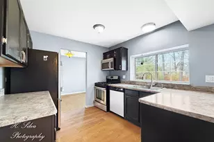 2110 Tahoe Pkwy, Algonquin, IL 60102 - Photo 7
