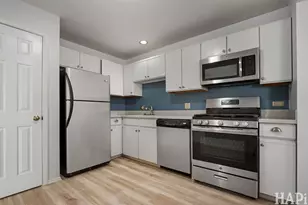 2404 Mallow Ct, Schaumburg, IL 60194 - Photo 11