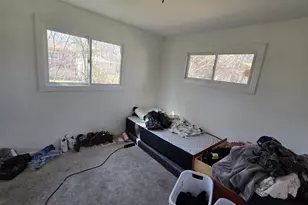 410 Aster Ln, Hoffman Estates, IL 60169 - Photo 5