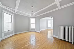 3936 W Cornelia Ave, Chicago, IL 60618 - Photo 7