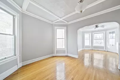 3936 W Cornelia Avenue, Chicago, IL 60618 - Photo 9