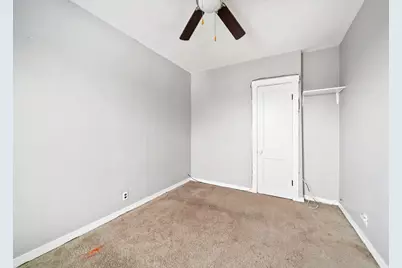 3936 W Cornelia Avenue, Chicago, IL 60618 - Photo 19